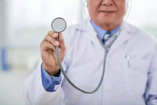 What are the side effects of generic Tadalafil, and what are tips on how to manage them?